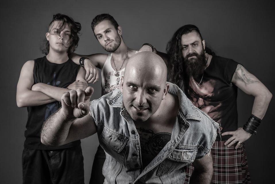 Atração do “Roadie Crew – Quarentena Online Festival”, Suck This Punch divulga single “Alone”